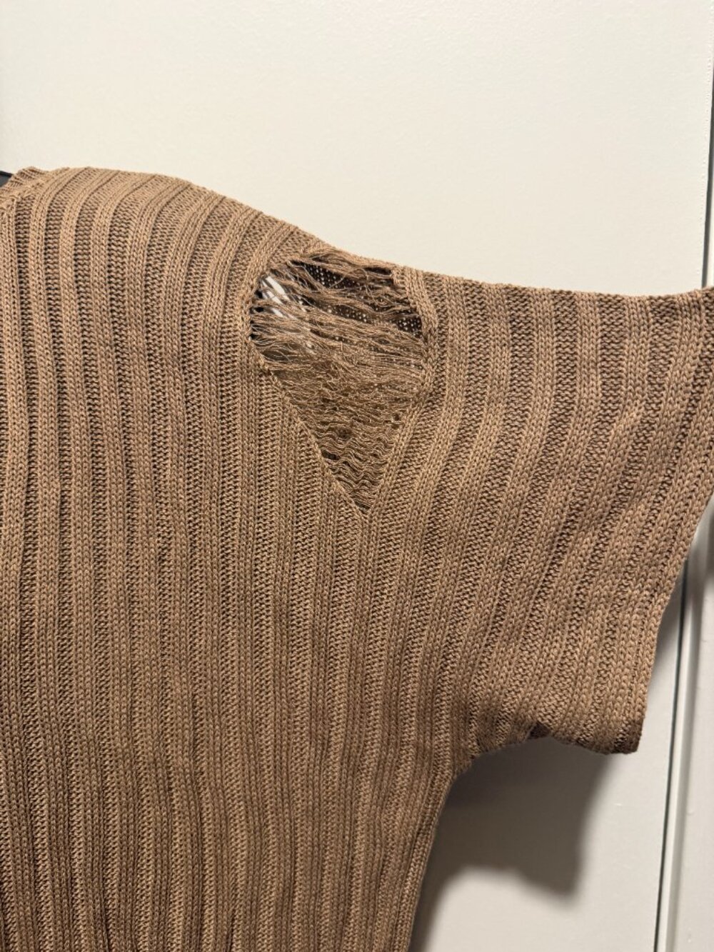 Love J Distressed Tan Knit Sweater • Size Large • NWT - Picture 4 of 6